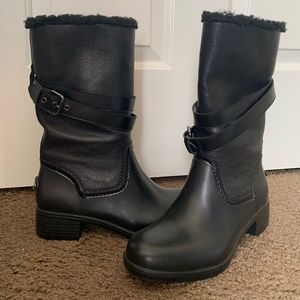 Black Leather Coach New York Boots